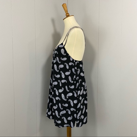 Brandy Melville Deep-V Paisley Black Mini Dress Y2K Sundress - Picture 2 of 9